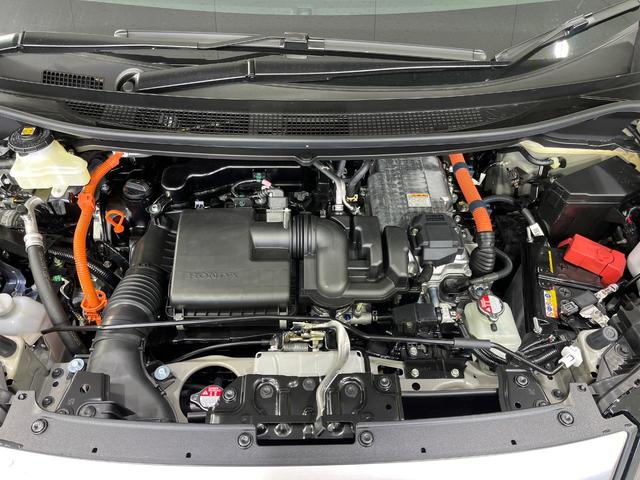 フリード e:HEVクロスター 4WD 登録済未使用車 両側パワースライドドア ホンダセンシング アダプティブクルコン ブラインドスポットモニター 前席シートヒーター オートブレーキホールド LEDランプ LEDフォグ スマートキー(19枚目)