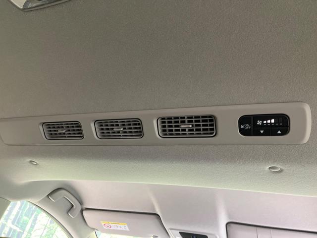 フリード e:HEVクロスター 4WD 登録済未使用車 両側パワースライドドア ホンダセンシング アダプティブクルコン ブラインドスポットモニター 前席シートヒーター オートブレーキホールド LEDランプ LEDフォグ スマートキー(27枚目)