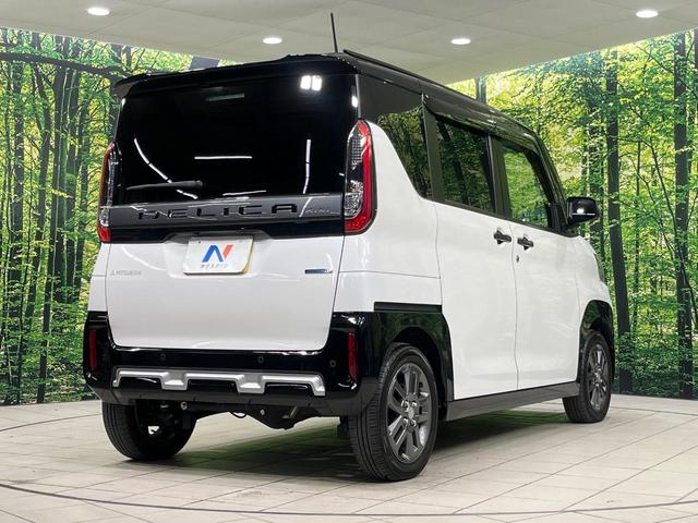 デリカミニ Ｔ　プレミアム　４ＷＤ　９型メモリーナビ　両側パワースライドドア　マルチアラウンドモニター　マイパイロット　ｅ－アシスト　レーダークルコン　デジタルルームミラー　ステアリングヒーター　シートヒーター　コーナーセンサー（18枚目）