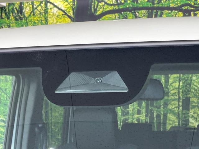 Ｎ－ＢＯＸカスタム ベースグレード　届出済未使用車　両側パワースライドドア　ホンダセンシング　アダプティブクルコン　前席シートヒーター　ＬＥＤランプ　オートライト　オートエアコン　スマートキー　ロールサンシェード　シートバックテーブル（4枚目）