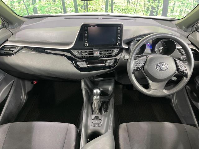 Ｃ－ＨＲ Ｓ　純正８インチナビ　バックカメラ　セーフティセンス　レーダークルーズコントロール　ＬＥＤヘッドライト　オートハイビーム　ＥＴＣ　ドラレコ　レーンキープアシスト　オートホールド（2枚目）