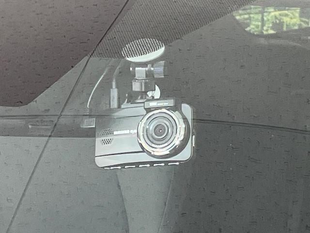 Ｃ－ＨＲ Ｓ　純正８インチナビ　バックカメラ　セーフティセンス　レーダークルーズコントロール　ＬＥＤヘッドライト　オートハイビーム　ＥＴＣ　ドラレコ　レーンキープアシスト　オートホールド（7枚目）