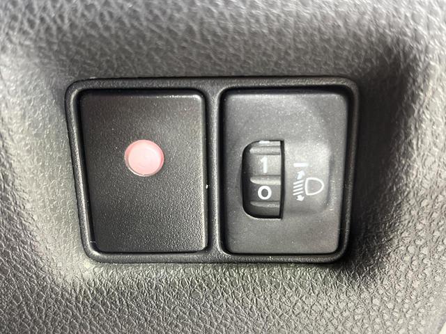 Ｃ－ＨＲ Ｓ　純正８インチナビ　バックカメラ　セーフティセンス　レーダークルーズコントロール　ＬＥＤヘッドライト　オートハイビーム　ＥＴＣ　ドラレコ　レーンキープアシスト　オートホールド（38枚目）