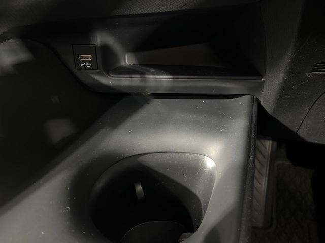 Ｃ－ＨＲ Ｓ　純正８インチナビ　バックカメラ　セーフティセンス　レーダークルーズコントロール　ＬＥＤヘッドライト　オートハイビーム　ＥＴＣ　ドラレコ　レーンキープアシスト　オートホールド（51枚目）