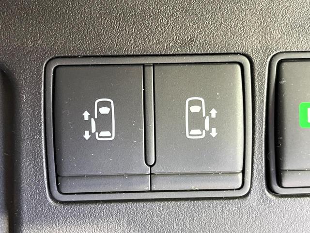 【アラウンドビューモニター】専用のカメラにより、上から見下ろしたような視点で３６０度クルマの周囲を確認することができます☆死角部分も確認しやすく、狭い場所での切り返しや駐車もスムーズに行えます。