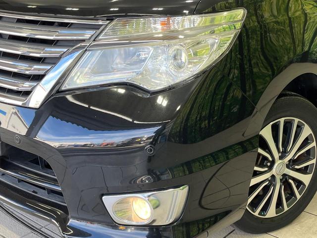 【ＬＥＤヘッドライト】悪天候や夜間走行時も良好な視界を確保し安心して運転できる高輝度ＬＥＤヘッドライトを装備！点灯速度が早く、消費電力も抑えられています。