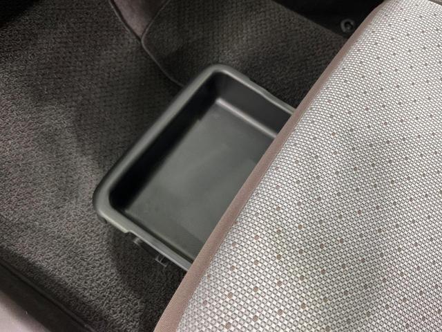 パッソ Ｘ　Ｌパッケージ　４ＷＤ　純正ナビ　バックカメラ　ドラレコ一体型デジタルルームミラー　Ｂｌｕｅｔｏｏｔｈ　ＣＤ再生　地デジ　スマートキー　横滑り防止装置　電動格納ミラー　シートアンダートレイ　プライバシーガラス（43枚目）