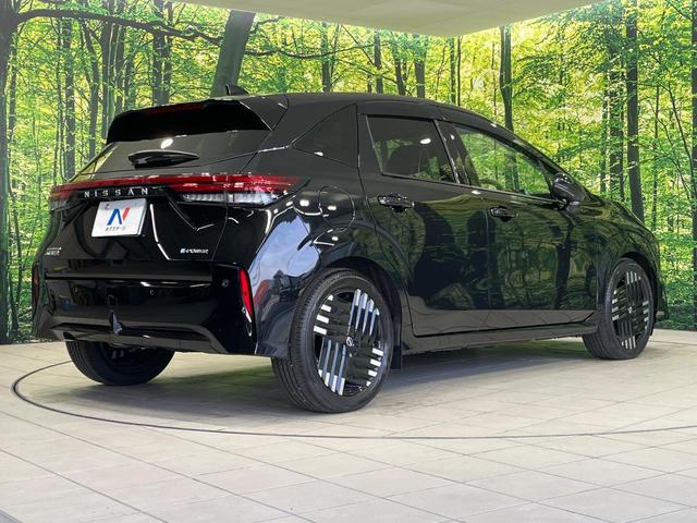 オーラ Ｇ　レザーエディション　純正９型ナビ　アラウンドビューモニター　ＢＯＳＥサウンド　プロパイロット　全方位運転支援システム　ブラックレザーシート　寒冷地仕様　ステアリングヒーター　シートヒーター　ワイヤレス充電　ＥＴＣ２．０（18枚目）