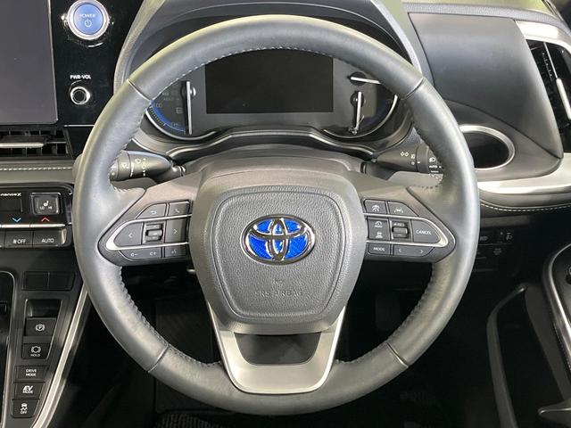 ノア ハイブリッドＳ－Ｚ　純正１０．５型ナビ　１４型後席モニター　両側パワースライドドア　快適利便パッケージＨｉｇｈ　バックカメラ　セーフティセンス　パワーバックドア　ＣＤ／ＤＶＤ／フルセグ　ステアリングヒーター　１００Ｖ電源（12枚目）