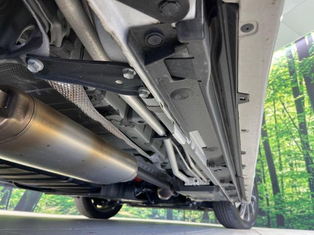 ノア ハイブリッドＳ－Ｚ　純正１０．５型ナビ　１４型後席モニター　両側パワースライドドア　快適利便パッケージＨｉｇｈ　バックカメラ　セーフティセンス　パワーバックドア　ＣＤ／ＤＶＤ／フルセグ　ステアリングヒーター　１００Ｖ電源（21枚目）