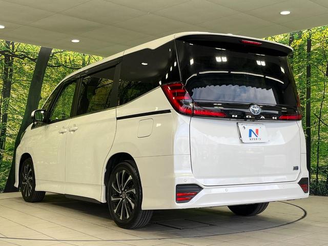 ノア ハイブリッドＳ－Ｚ　純正１０．５型ナビ　１４型後席モニター　両側パワースライドドア　快適利便パッケージＨｉｇｈ　バックカメラ　セーフティセンス　パワーバックドア　ＣＤ／ＤＶＤ／フルセグ　ステアリングヒーター　１００Ｖ電源（63枚目）