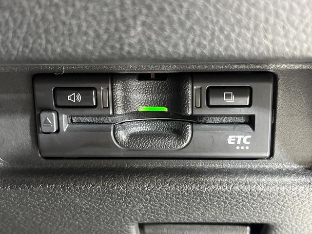 フレアワゴンカスタムスタイル ハイブリッドＸＳ　４ＷＤ　純正ナビ　両側パワースライドドア　全方位モニター　デュアルセンサーブレーキサポート　前席シートヒーター　リアパーキングセンサー　ＥＴＣ　ヘッドアップディスプレイ　ＬＥＤランプ　ＬＥＤフォグ（8枚目）