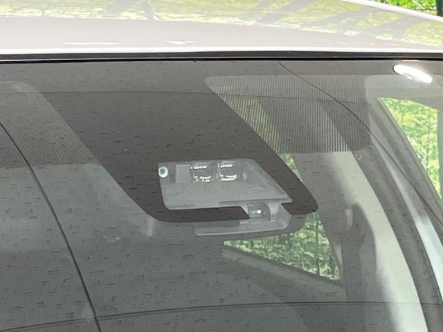 アクア Ｓ　セーフティセンス　純正ＳＤナビ　Ｂｌｕｅｔｏｏｔｈ　バックカメラ　ビルトインＥＴＣ　禁煙車　オートライト　オートハイビーム　オートエアコン　キーレスエントリー　電動格納ミラー　プライバシーガラス（6枚目）