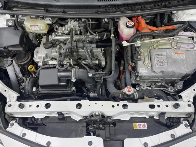 アクア Ｓ　セーフティセンス　純正ＳＤナビ　Ｂｌｕｅｔｏｏｔｈ　バックカメラ　ビルトインＥＴＣ　禁煙車　オートライト　オートハイビーム　オートエアコン　キーレスエントリー　電動格納ミラー　プライバシーガラス（19枚目）