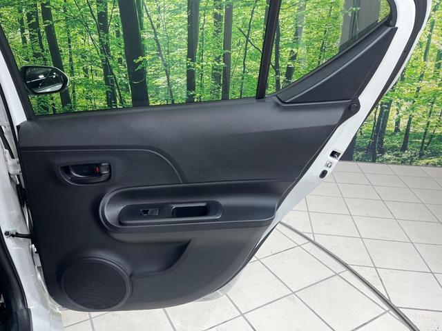 アクア Ｓ　セーフティセンス　純正ＳＤナビ　Ｂｌｕｅｔｏｏｔｈ　バックカメラ　ビルトインＥＴＣ　禁煙車　オートライト　オートハイビーム　オートエアコン　キーレスエントリー　電動格納ミラー　プライバシーガラス（38枚目）