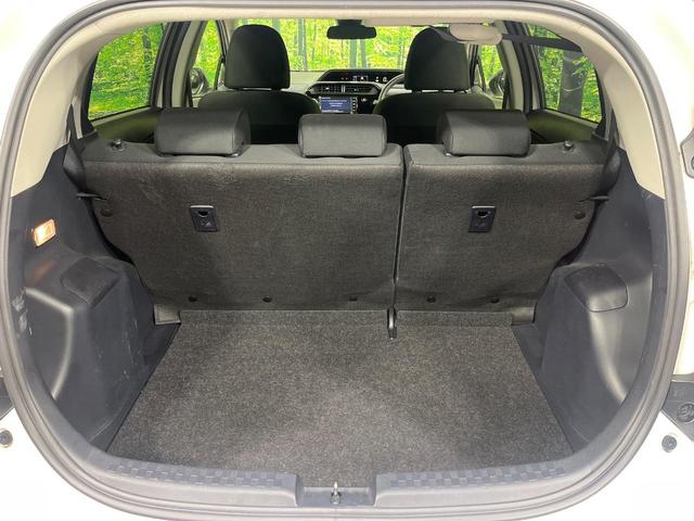 アクア Ｓ　セーフティセンス　純正ＳＤナビ　Ｂｌｕｅｔｏｏｔｈ　バックカメラ　ビルトインＥＴＣ　禁煙車　オートライト　オートハイビーム　オートエアコン　キーレスエントリー　電動格納ミラー　プライバシーガラス（43枚目）