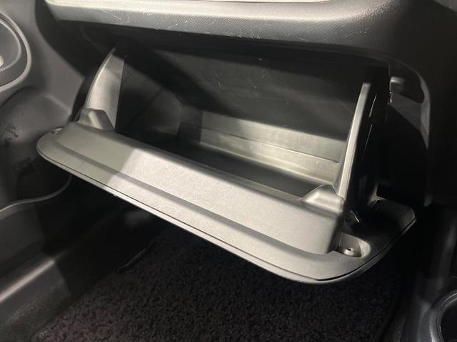 アクア Ｓ　セーフティセンス　純正ＳＤナビ　Ｂｌｕｅｔｏｏｔｈ　バックカメラ　ビルトインＥＴＣ　禁煙車　オートライト　オートハイビーム　オートエアコン　キーレスエントリー　電動格納ミラー　プライバシーガラス（45枚目）