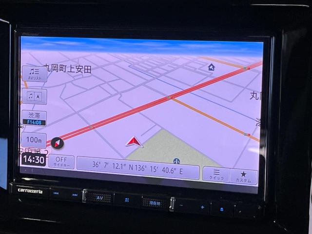 【ナビゲーション】目的地までしっかり案内してくれる使いやすいナビ。Ｂｌｕｅｔｏｏｔｈ接続すればお持ちのスマホやＭＰ３プレイヤーの音楽を再生可能！毎日の運転がさらに楽しくなります！！