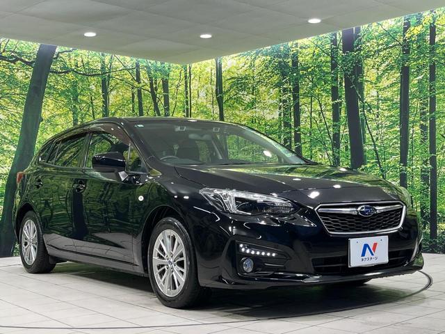 高透明度のガラス皮膜で撥水はもちろん、上質なツヤ・光沢を実現。紫外線や酸性雨から大切な愛車を保護し、色あせ・劣化を防止。「弾スプラッシュコート」、「弾プリミッサコート」からお選びいただけます。