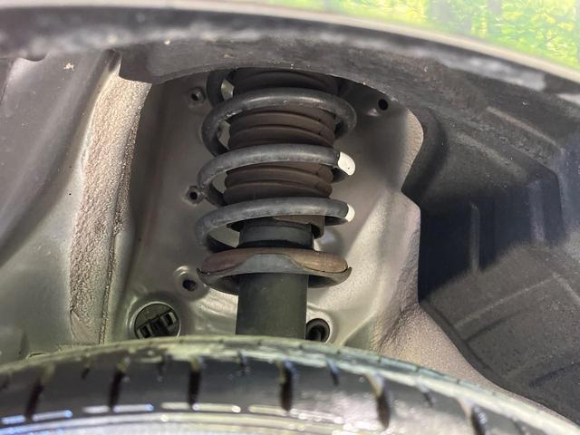 ルーミー カスタムＧ　純正９型ディスプレイ　両側パワースライドドア　パノラミックビュー　スマートアシスト　アダプディブクルコン　前席シートヒーター　フルセグ　ＥＴＣ　ドライブレコーダー　コーナーセンサー　ＬＥＤランプ（24枚目）