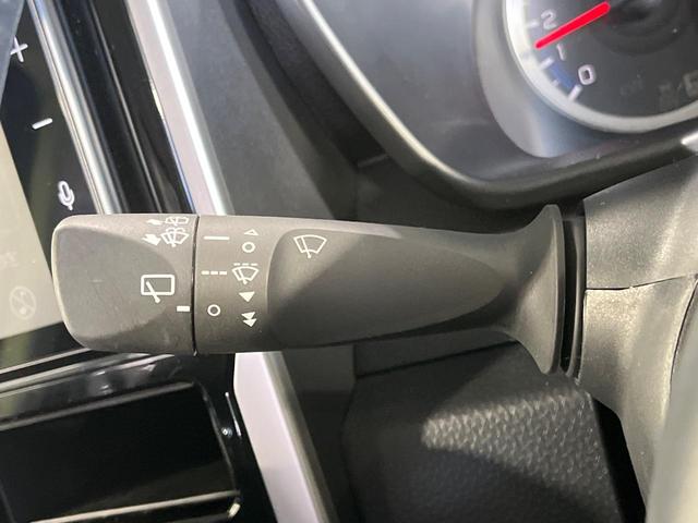 ルーミー カスタムＧ　純正９型ディスプレイ　両側パワースライドドア　パノラミックビュー　スマートアシスト　アダプディブクルコン　前席シートヒーター　フルセグ　ＥＴＣ　ドライブレコーダー　コーナーセンサー　ＬＥＤランプ（32枚目）