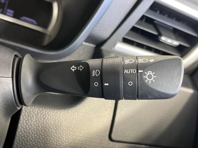 ルーミー カスタムＧ　純正９型ディスプレイ　両側パワースライドドア　パノラミックビュー　スマートアシスト　アダプディブクルコン　前席シートヒーター　フルセグ　ＥＴＣ　ドライブレコーダー　コーナーセンサー　ＬＥＤランプ（33枚目）