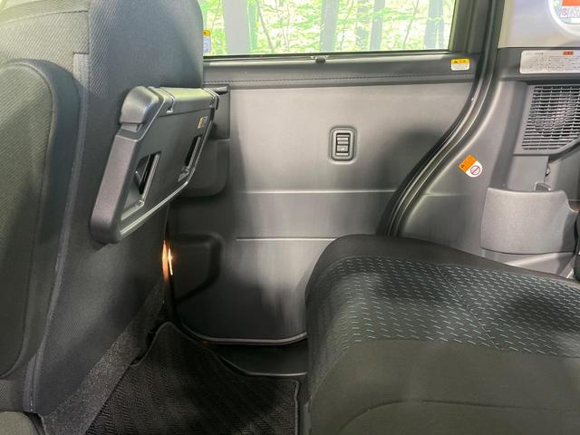 ルーミー カスタムＧ　純正９型ディスプレイ　両側パワースライドドア　パノラミックビュー　スマートアシスト　アダプディブクルコン　前席シートヒーター　フルセグ　ＥＴＣ　ドライブレコーダー　コーナーセンサー　ＬＥＤランプ（43枚目）