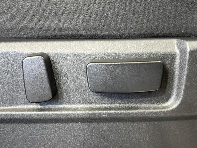 デリカＤ：５ Ｐ　４ＷＤ　純正１０．１型ナビ　両側パワースライドドア　マルチアラウンドモニター　ｅ－アシスト　ブラインドスポットモニター　パワーバックドア　ステアリングヒーター　前席シートヒーター　ＥＴＣ　ドラレコ（51枚目）