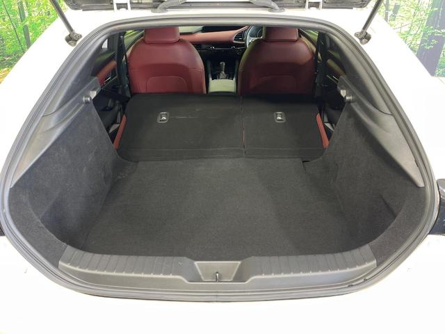 MAZDA3ファストバック Xプロアクティブ ツーリングセレクション 4WD 純正10.25型ナビ 360度ビュー 赤革シート BOSE スマートブレーキサポート レーダークルコン ブラインドスポットモニター クリアランスソナー ステアリングヒーター 前席シートヒーター(11枚目)