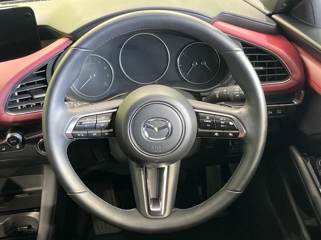 MAZDA3ファストバック Xプロアクティブ ツーリングセレクション 4WD 純正10.25型ナビ 360度ビュー 赤革シート BOSE スマートブレーキサポート レーダークルコン ブラインドスポットモニター クリアランスソナー ステアリングヒーター 前席シートヒーター(12枚目)