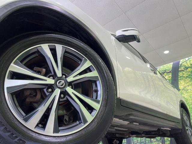 エクストレイル ２０Ｘ　４ＷＤ　７人乗り　純正９型ナビ　バックカメラ　エマージェンシーブレーキ　パワーバックドア　ダウンヒルアシスト　ＥＴＣ　ドラレコ　ＣＤ／ＤＶＤ／Ｂｌｕ－Ｒａｙ／フルセグ　ルーフレール　ＬＥＤランプ（14枚目）