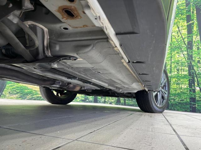 エクストレイル ２０Ｘ　４ＷＤ　７人乗り　純正９型ナビ　バックカメラ　エマージェンシーブレーキ　パワーバックドア　ダウンヒルアシスト　ＥＴＣ　ドラレコ　ＣＤ／ＤＶＤ／Ｂｌｕ－Ｒａｙ／フルセグ　ルーフレール　ＬＥＤランプ（21枚目）