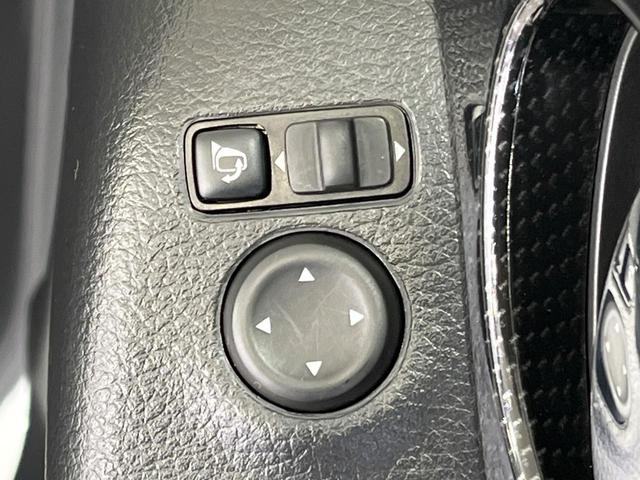 エクストレイル ２０Ｘ　４ＷＤ　７人乗り　純正９型ナビ　バックカメラ　エマージェンシーブレーキ　パワーバックドア　ダウンヒルアシスト　ＥＴＣ　ドラレコ　ＣＤ／ＤＶＤ／Ｂｌｕ－Ｒａｙ／フルセグ　ルーフレール　ＬＥＤランプ（40枚目）