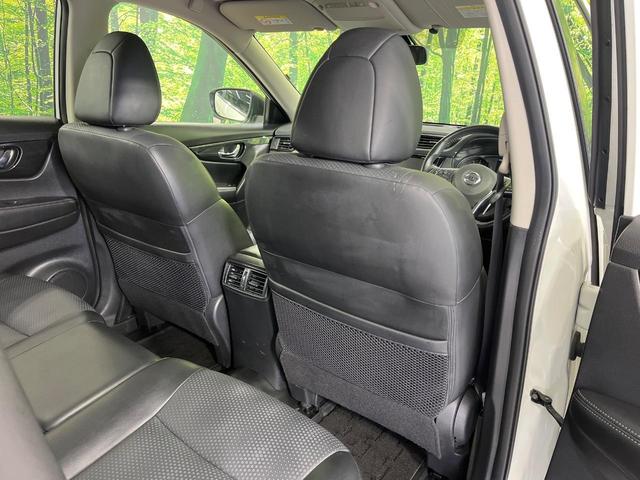 エクストレイル ２０Ｘ　４ＷＤ　７人乗り　純正９型ナビ　バックカメラ　エマージェンシーブレーキ　パワーバックドア　ダウンヒルアシスト　ＥＴＣ　ドラレコ　ＣＤ／ＤＶＤ／Ｂｌｕ－Ｒａｙ／フルセグ　ルーフレール　ＬＥＤランプ（47枚目）