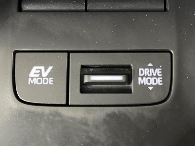 ハリアーハイブリッド Ｚ　モデリスタフルエアロ　純正１２．３型ナビ　パノラミックビュー　ＪＢＬ　セーフティセンス　レーダークルコン　ブラインドスポットモニタ　パワーバックドア　デジタルインナーミラー　ＥＴＣ　ドライブレコーダー（42枚目）