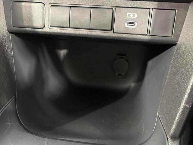 ヤリスクロス X メモリーナビ バックカメラ セーフティセンス レーダークルコン クリアランスソナー ETC ドライブレコーダー Bluetooth オートブレーキホールド 電動サイドブレーキ オートマチックハイビーム(50枚目)