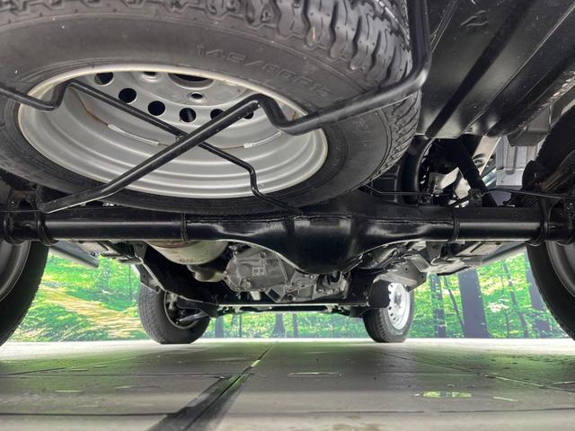 ハイゼットトラック ジャンボスタンダード 4WD 5速MT スマートアシスト コーナーセンサー オートハイビーム オートライト 車線逸脱警報 3方開荷台 大型キャビン プライバシーガラス 前席リクライニング機能付 AM/FMラジオ(19枚目)