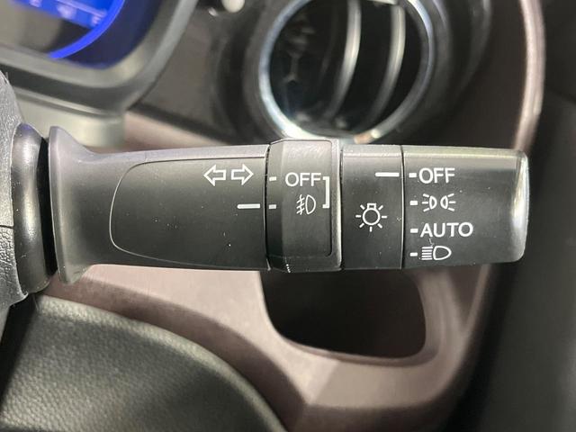 N-ONE プレミアム ツアラー・Lパッケージ ターボ 純正ディスプレイオーディオ バックカメラ クルーズコントロール CD再生 パドルシフト HIDランプ フロントフォグ オートライト オートエアコン スマートキー 15インチAW(7枚目)