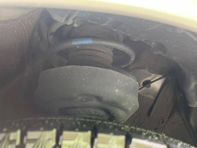 プリウス S 4WD 純正ナビ バックカメラ セーフティセンス レーダークルコン 寒冷地仕様 ETC CD/DVD/フルセグ LEDランプ リアフォグ オートライト オートエアコン スマートエントリー 横滑り防止(24枚目)