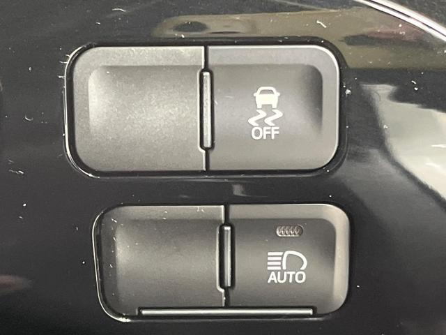 プリウス S 4WD 純正ナビ バックカメラ セーフティセンス レーダークルコン 寒冷地仕様 ETC CD/DVD/フルセグ LEDランプ リアフォグ オートライト オートエアコン スマートエントリー 横滑り防止(35枚目)