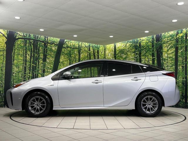 プリウス S 4WD 純正ナビ バックカメラ セーフティセンス レーダークルコン 寒冷地仕様 ETC CD/DVD/フルセグ LEDランプ リアフォグ オートライト オートエアコン スマートエントリー 横滑り防止(56枚目)