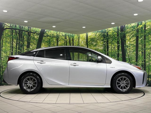 プリウス S 4WD 純正ナビ バックカメラ セーフティセンス レーダークルコン 寒冷地仕様 ETC CD/DVD/フルセグ LEDランプ リアフォグ オートライト オートエアコン スマートエントリー 横滑り防止(57枚目)