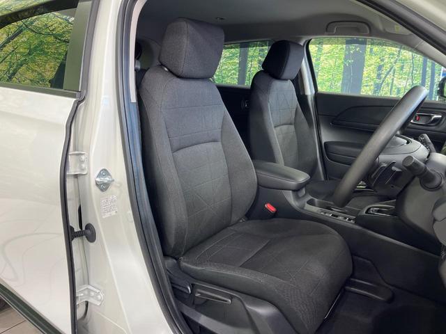 ヴェゼル e:HEV X メモリーナビ バックカメラ ホンダセンシング アダプディブクルコン コーナーセンサー ETC ドライブレコーダー パドルシフト LEDランプ LEDフォグ オートハイビーム オートエアコン フルセグ(9枚目)