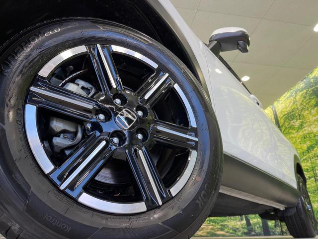 ヴェゼル e:HEV X メモリーナビ バックカメラ ホンダセンシング アダプディブクルコン コーナーセンサー ETC ドライブレコーダー パドルシフト LEDランプ LEDフォグ オートハイビーム オートエアコン フルセグ(14枚目)