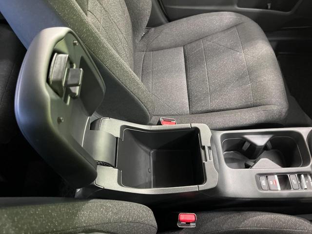 ヴェゼル e:HEV X メモリーナビ バックカメラ ホンダセンシング アダプディブクルコン コーナーセンサー ETC ドライブレコーダー パドルシフト LEDランプ LEDフォグ オートハイビーム オートエアコン フルセグ(51枚目)