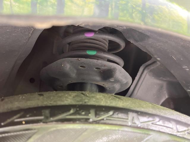 ノート オーテック 純正9型ナビ バックカメラ 全方位運転支援システム 寒冷地仕様 コーナーセンサー ステアリングヒーター 前席シートヒーター ツートーン合皮シート ETC LEDランプ LEDフォグ オートライト(24枚目)