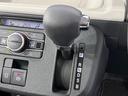 ストライプスＧ　届出済未使用車　純正ナビ　両側パワースライドドア　パノラマモニター　スマートアシスト　前席シートヒーター　コーナーセンサー　保温機能付カップホルダー　ＬＥＤランプ　ＬＥＤフォグ　オートライト　フルセグ（25枚目）