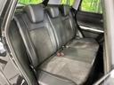 後部座席も気になるようなキズ・汚れやへたり等、大きなダメージはなく、良好な状態です。