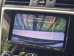 【バックカメラ】駐車時に後方がリアルタイム映像で確認できます。大型商業施設や立体駐車場での駐車時や、夜間のバック時に大活躍！運転スキルに関わらず、今や必須となった装備のひとつです！ 5