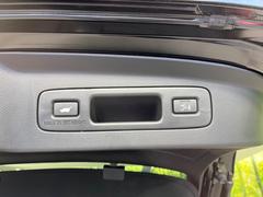 �ڥѥ�Хå��ɥ��ۥ��ޡ��ȥ����䱿ž�ʤΥܥ���򲡤������ǥꥢ�����Ȥ���ư�ǳ��Ĥ��ޤ�����ʪ����äƤ�����䡢�⤤���֤ˤ���Хå��ɥ����Ĥ��ݤ������ʵ�ǽ�Ǥ��� 6